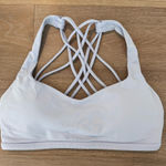 Lululemon Women's Strappy Back Sports Bra Photo 0