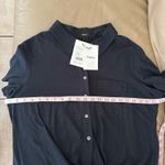 Theory Hekanina Tie-Front Button-Down Shirt. Size L. MSRP $105 Photo 9