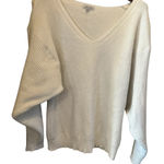 White Birch  v-neck white sweater size XL‎ Photo 0