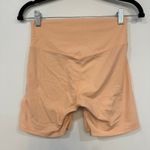 Vuori  Womens Biker Shorts Medium Peach Athletic High Rise Stretch Spandex Photo 4