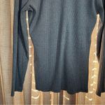 Old Navy  Maternity Gray Ribbed Long Sleeve Henley Size Large Photo 10