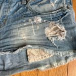 Indigo Rein Vintage Y2K Light Wash Coquette Denim Mini Distressed Shorts size 5 Photo 2