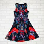 Nicole Miller  Women's Size S Sleeveless Fit Flare Dress Bold Floral Print Photo 7