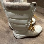 Helly Hansen  Women's Cream Winter Boots Photo 0