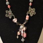 Rare Find Pink Bliss Hearts/Flowers Silver Tone Pink/Black Beads Choker Necklace Photo 0
