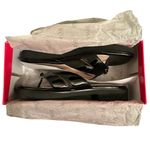 Taryn Rose Taryn by Trista Black Patent Leather Thong Slip-On Sandals Size 9.5 Photo 6