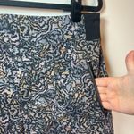 Athleta Women's Trekkie North Shorts Black Kinetic Pull On Pockets Stretch Sz 12 Photo 3