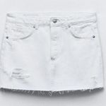 ZARA RIPPED TRF DENIM Jean MINI SKIRT White Size S NEW Photo 9