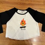 Handmade Hand Embroidered Hot To Go skater cropped shirt   Photo 0