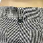 Tommy Hilfiger  Mid Rise Striped Blue White Seersucker Cuffed Shorts Womens 8 Photo 6