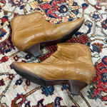 Frye  Steffi Zip Short Leather Ankle Boots Tan Distressed Western Women’s Size 9 Photo 0