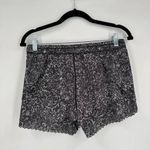 Lululemon  Hit It Short (3 1/2") in Mini Cinder Lace White Black / Black - Size 4 Photo 4