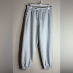Lululemon  Scuba High-Rise Relaxed Jogger gray heather 28” size 8 Photo 1
