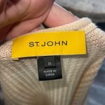 St. John  100% Wool Yellow/beige V Neck 3/4 sleeve knit sweater size medium Photo 6