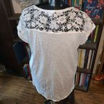 Chico's Chico’s white lace shoulder & neck 1/M normcore top Photo 1