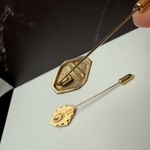 Signed Avon Lapel Stick Pin Gold Tone Lot Of 3 Cameo, Butterfly Etc Photo 7
