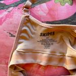 SKIMS seamless sculpt bralette clay tan Photo 7