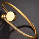 Elegant Gold Photo 2