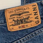 Ganni  X Levi’s Cropped Jeans Side Slit High Rise Relaxed Fit Size 26 Photo 3