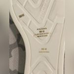 Vince Camuto New  White Rubber Rockstud Flip Flops, Size 9 Photo 1