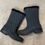 Totes Black Quilted Zipper Front Faux Fur Lined Rain Boots Size 6 Photo 1