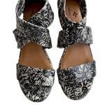 Patricia Nash Like New  Leather Rubia
Wedge Sandals Black Floral Size 10 Photo 3