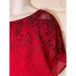 Studio Y AOA)‎  red blouse size XSmall women short sleeve top shirt blouse XS Photo 3