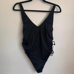Good American NWT Cinch Side One Piece Swimsuit in Black Photo 2