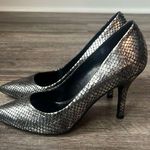 Nine West Women’s Fifth9x9 Silver Metallic Leather faux Snake Skin Sz 5.5M ⚫️ Photo 0
