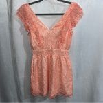 EXPRESS Sleeveless Ruffle White/Peach Two Pocket Romper Elastic Waist Size XXS Photo 5