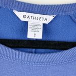 Athleta Womens Size Small Blue Long Sleeve Sweatshirt Thumbholes Split Hem Soft Photo 4