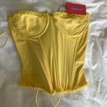 Edikted Yellow Corset Photo 0