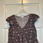 Aeropostale  Grey/Purple Floral Print Short Flutter Sleeve Blouse S Photo 4