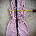 Milk and Honey Rafferiza Cinched Waist Pleated Casual Jumpsuit  •Size -Small •Neckline-V neck •Style-Elegant •Color-pink  •Composition-95%polyester / 5% Elastane •With pockets  •Belt included •for best results, please compare measurements with your best fitting garments •any questions please ask •buy with confidence Photo 4