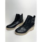Dolce Vita Wedge Boots Womens Size 8 Black Lug Sole Chelsea Pull On Booties Black Photo 3