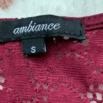Ambiance Apparel Red Lace Scoopneck 3/4 Sleeve fitted knit Top Photo 1