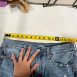 Old Navy Distressed Dad Denim Jean Shorts 5” Women’s Size 4 Photo 7
