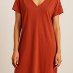 Raven & Lily Rust V Photo 0