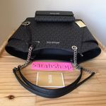 Michael Kors Set Photo 3