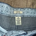 IZOD  Secret Slimming Cropped Jeans Size 18
Dark Wash Photo 2