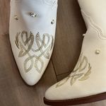 MIA NEW  Cheyenne Embroidered Pearl Accent Zip Ankle Boots Western Cowboy Sz 11 Photo 4