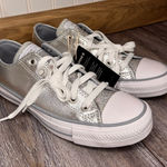Converse  All Star Womens Silver Metallic Glitter Sparkle Low Top Sneaker Shoe 7 Photo 0