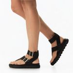 Sorel Roaming T-Strap Buckle Sandals Size 5.5 Black Leather Strappy Rugged Sole Photo 1