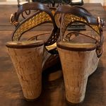 Marc Jacobs Like new Gold and Brown Women's wedges Photo 2