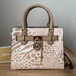 Michael Kors Purse Photo 0