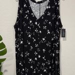 Lane Bryant NWT  Black and White Floral Tank Top plus size 26/28 Photo 0