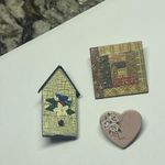 Lot Of 3 Handmade Hand Crafted Brooch Pins Painted Wood Birdhouse Heart Etc Photo 4