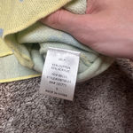 Le lis  Yellow Crop Top with Blue Floral Pattern Photo 4