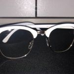 White Clear Glasses Photo 0