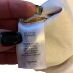 Kenar  Women's Classic Activewear Shorts NWT, Size 8 4" Inseam. Photo 5